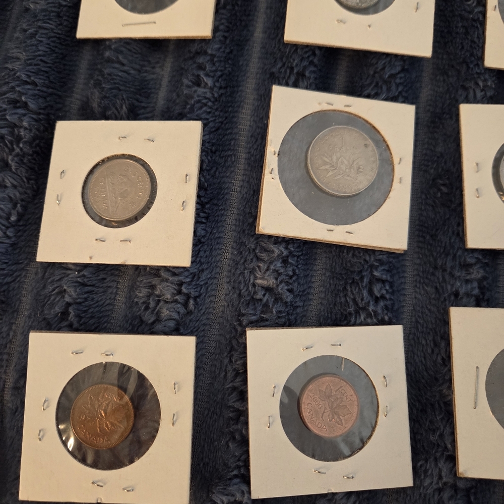 Assorted World Coin Collection Many Errors And Proofs 48 Coins - Picture 14 of 16